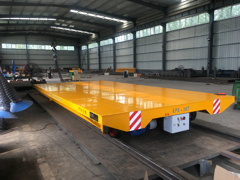 30 tona industrijski transportni voz